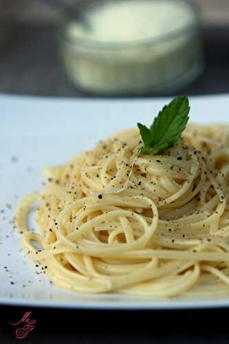 Pasta cacio e pepe