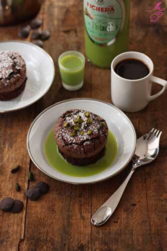 Petits gâteaux chocolat, huile d’olive et liqueur de pistaches, façon ‘digeo gourmand’