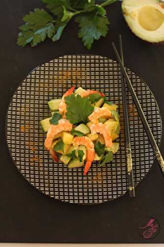 Salade d’avocat aux crevettes & ananas