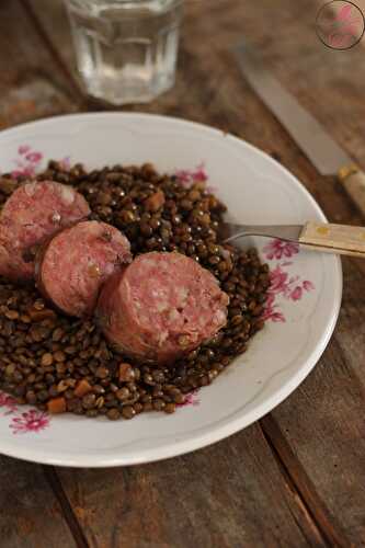 Saucisses de Morteau aux lentilles vertes du Puy