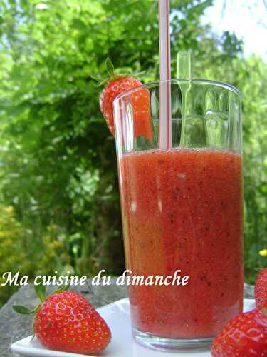 Soupe de fraises à la menthe