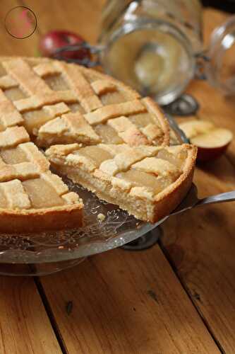 Tarte à la crème d’amande et compote de pommes