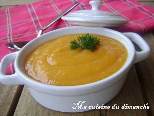 Velouté aux carottes, poireaux & pommes de terre