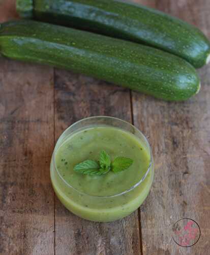 Velouté (froid) de courgettes à la menthe