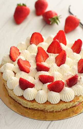 Tarte aux fraises sur biscuit madeleine et ganache montée à la vanille