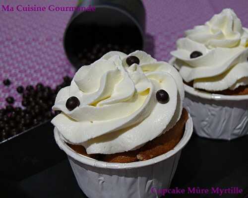 Cupcakes Mûre Myrtille et Chantilly de Mascarpone