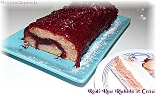 Gâteau roulé rose Rhubarbe Cerise