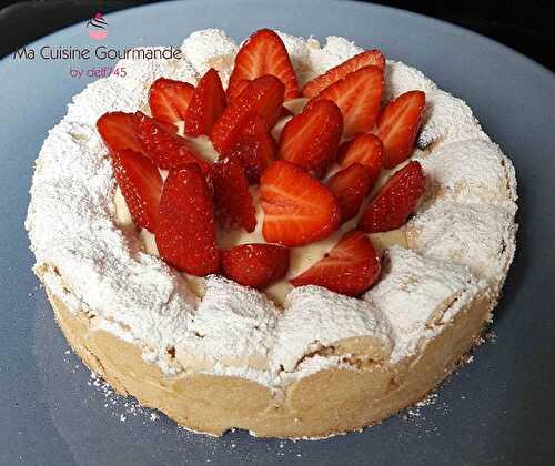 Tarte Dacquoise aux Fraise { Dominique Pilati }