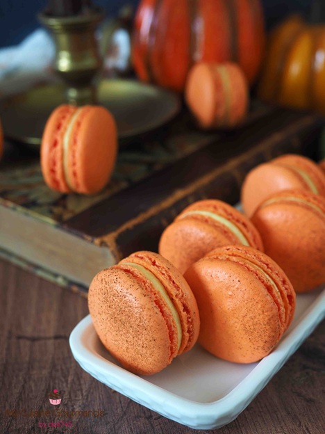 Pumpkin Spice Macarons