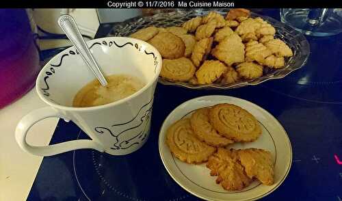 BISCUITS DE NOËL AU GINGEMBRE