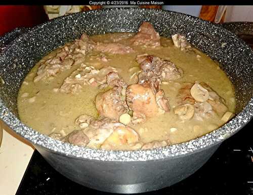 COQ AU VIN (Recette adaptée du livre "Recettes paysannes du Cantal")