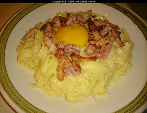 TAGLIATELLES A LA CARBONARA (recette maison)