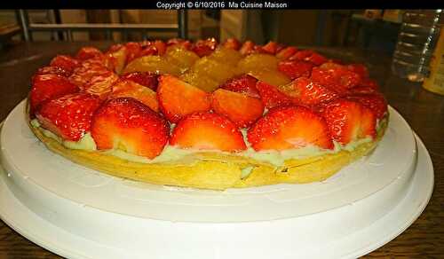 TARTE AUX FRAISES ET ABRICOTS AROMATISEE A LA MENTHE (Recette maison)