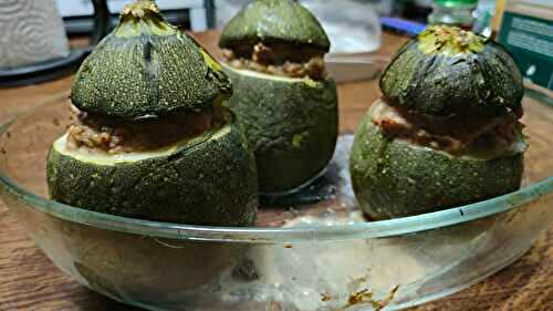 COURGETTES RONDES FARCIES (Recette maison) 