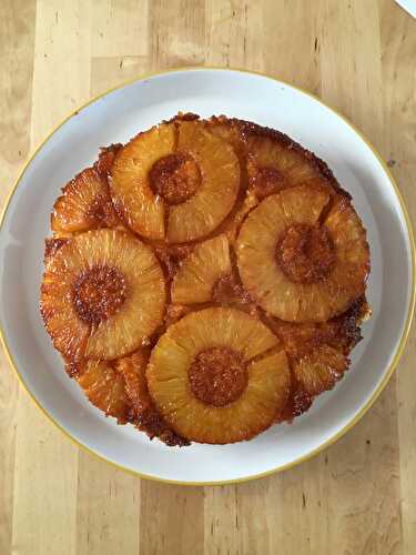 Gateau renversé á l'ananas de Cyril Lignac