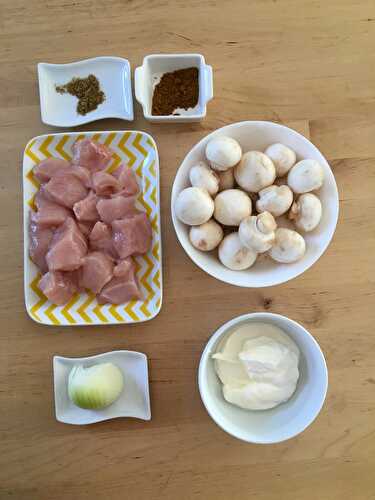 Poulet léger au curry et champignons