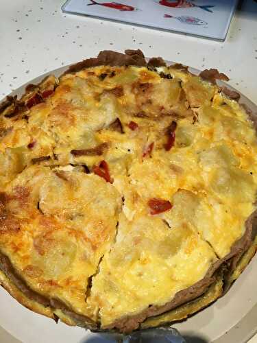 Quiche rustique au fromage, poivron et courgettes