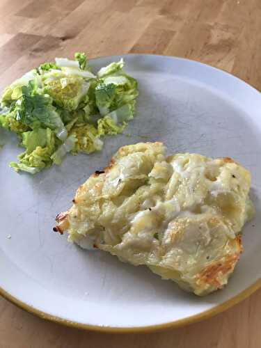 Gratin léger de poireaux et saumon fumé aux pommes de terre