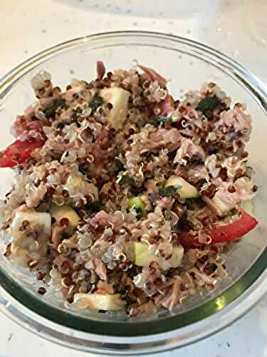 Salade quinoa, thon et feta