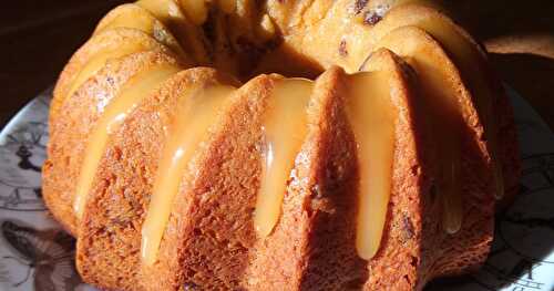 Le bundt cake miel raisins