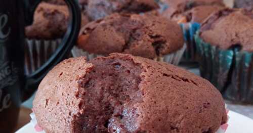 Les muffins aux  trois chocolats