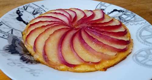 Les tartelettes fines aux nectarines et au miel