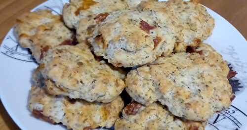 Les cookies apéritifs aux parmesan et tomates séchées