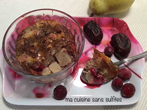 Clafoutis de poires et cranberries sans sucre ajouté