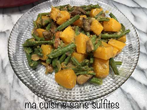 Curry de courge d’hiver (butternut), haricots verts et champignons, et un printemps précoce en Bourbonnais