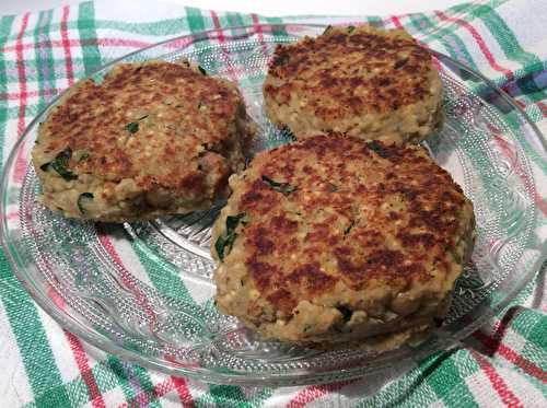 Galettes de pois chiches, millet et aubergine