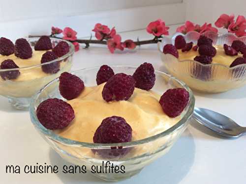 Mousse de mangue glacée, dessert léger, facile, option vegan!