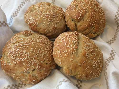 Petits pains pour sandwiches ou hamburgers