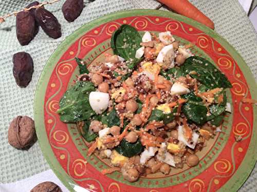 SALADE VÉGÉTARIENNE COMPLÈTE pois chiches et quinoa