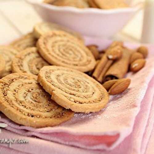 Biscuits spirales aux amandes et cannelle
