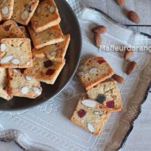 Fekkas : Biscuits croquants aux amandes et fruits confits