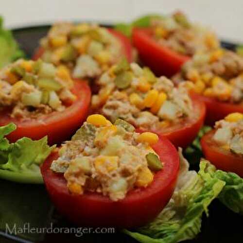 Tomates farcies au thon et cornichons