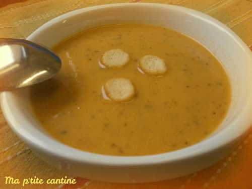 Soupe courgettes-tomates à la Provençale