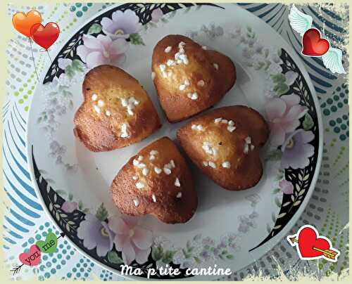 Petits gâteaux au yaourt de brebis et zeste d'orange