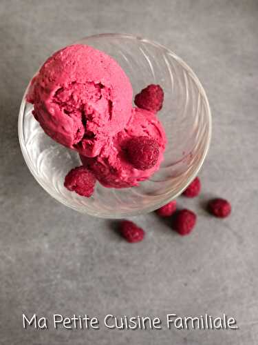 Crème glacée à la framboise