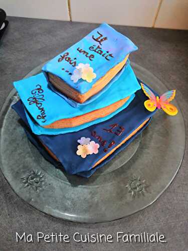 Gâteau d’anniversaire sur le thème des livres
