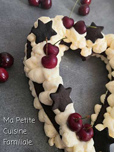 Gâteau en forme de coeur pour la fête des mamans