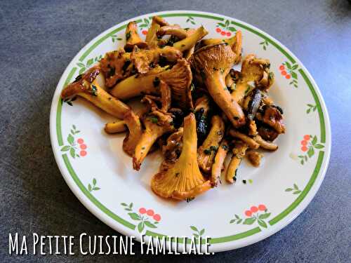 Poêlée de girolles et champignons de Paris