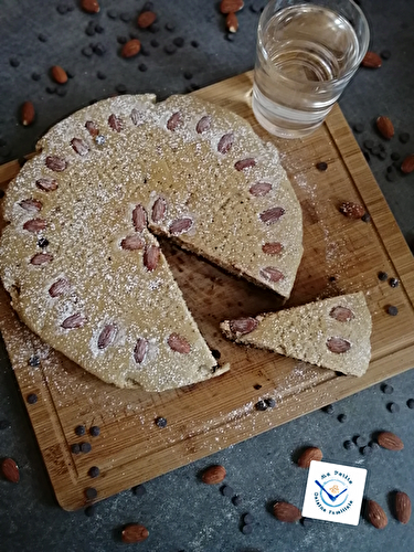 Gâteau à l’eau, pépites de chocolat et amandes