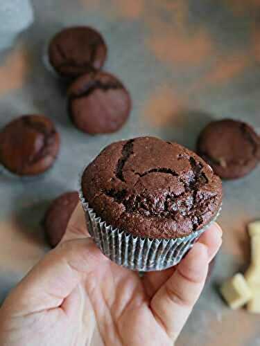 Recette Gourmande : Muffins au Chocolat Noir, Coeur Chocolat Blanc