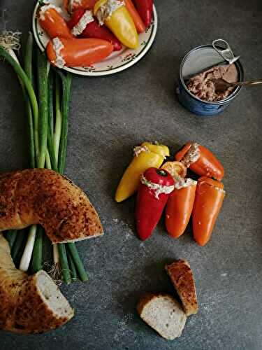 Minis poivrons farcis thon et fromage frais.