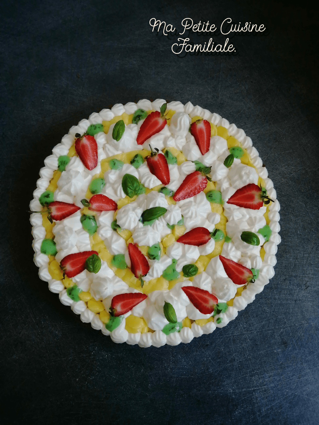Tarte Fantastik citron, basilic sur palet breton