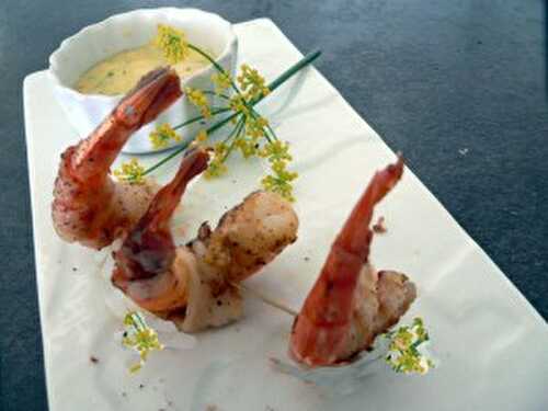 Brochettes de crevettes au lard