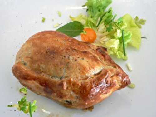 Caille aux chanterelles en croute