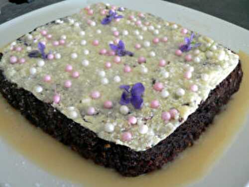 Gâteau au chocolat noir.