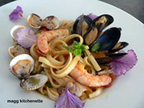 Linguines aux coquillages et crevettes.